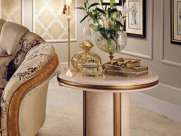 lampi sexan dasakan vochov, լամպի սեղան դասական ոճով