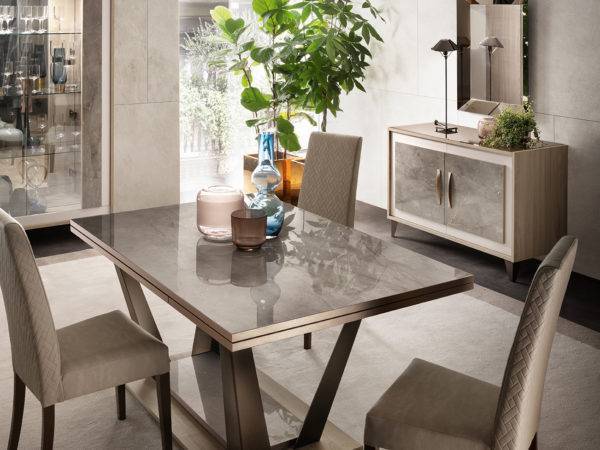 սպասքապահարան 2 դռանանի