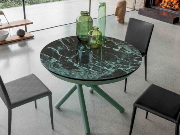 Helios փոխակերպվող սեղան