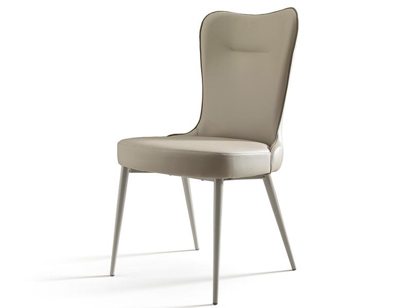 minnie_chair_4.jpg