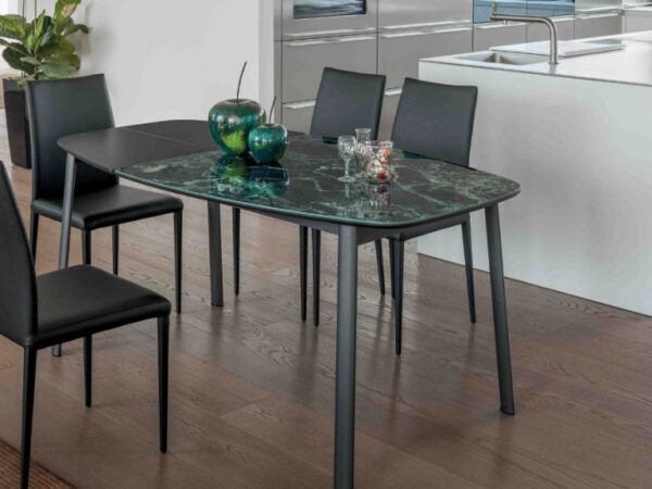 Ribot ճաշասեղան